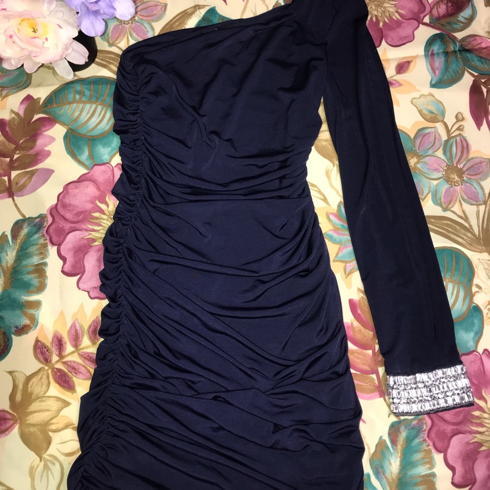 EVENING CLASSY BEADED CUFF DRESS